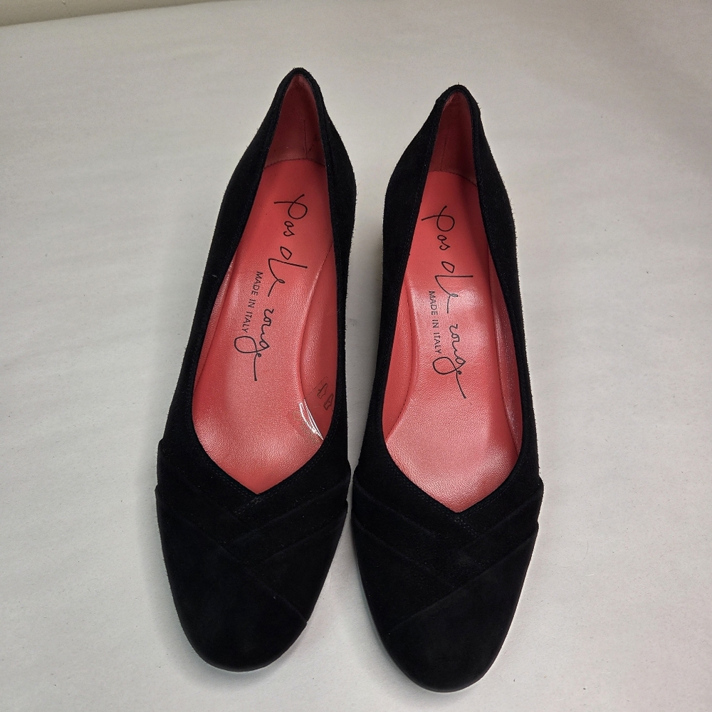 Pas de Rouge Black Suede Pumps Size EU 38 US 7.5 Wedge Heel Made in Italy